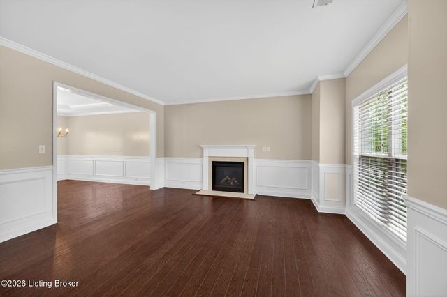 18405 Standwick Dr, Louisville, KY 40245