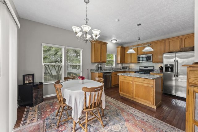717 Preston Trails Drive, Pickerington, OH 43147