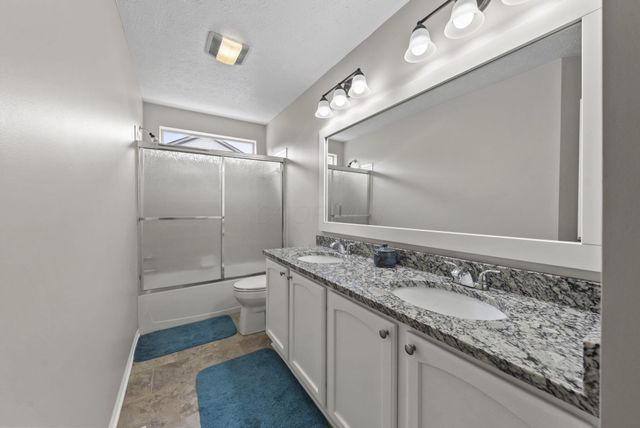 717 Preston Trails Drive, Pickerington, OH 43147