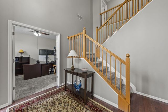 717 Preston Trails Drive, Pickerington, OH 43147