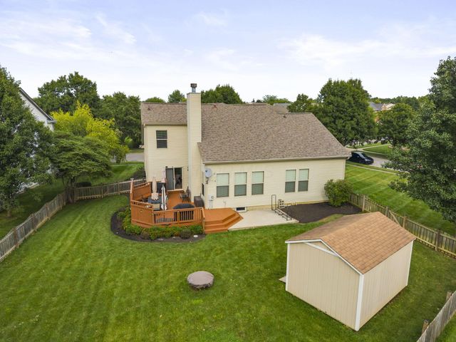 717 Preston Trails Drive, Pickerington, OH 43147