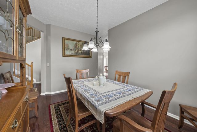 717 Preston Trails Drive, Pickerington, OH 43147