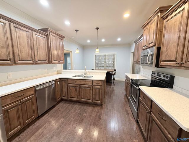 626 Berry Hill Lane, Arab, AL 35016