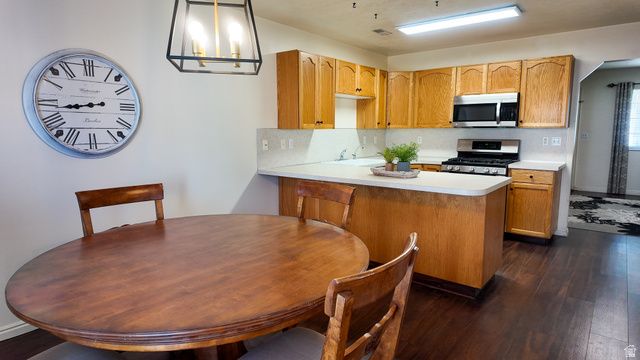 325 E 2300 N, North Ogden, UT 84414