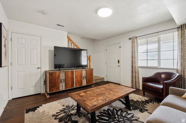 325 E 2300 N, North Ogden, UT 84414