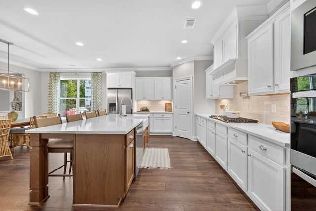 5649 Ernest Way, Flowery Branch, GA 30542