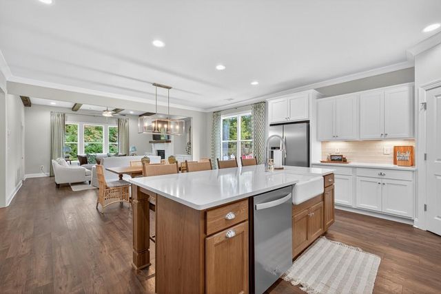 5649 Ernest Way, Flowery Branch, GA 30542