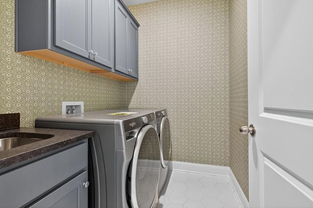 5649 Ernest Way, Flowery Branch, GA 30542