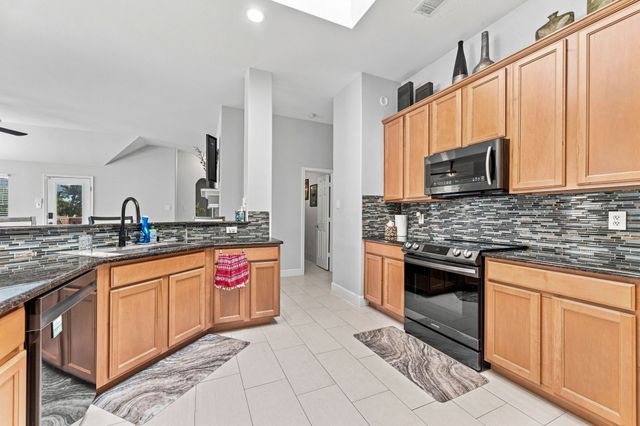 4849 Summer Oaks Lane, Fort Worth, TX 76123