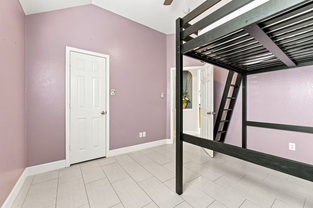 4849 Summer Oaks Lane, Fort Worth, TX 76123