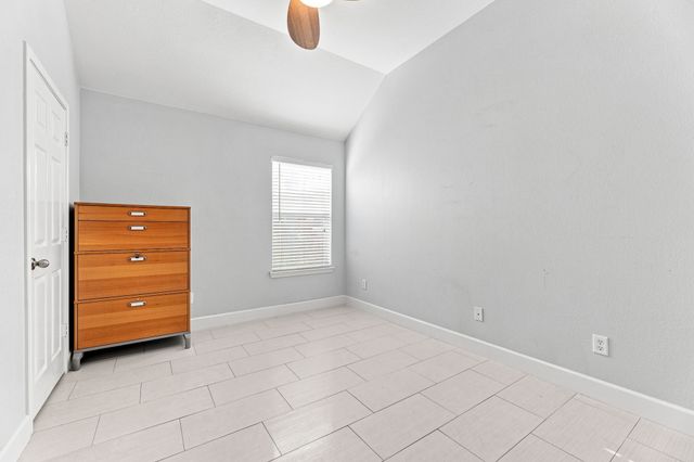 4849 Summer Oaks Lane, Fort Worth, TX 76123