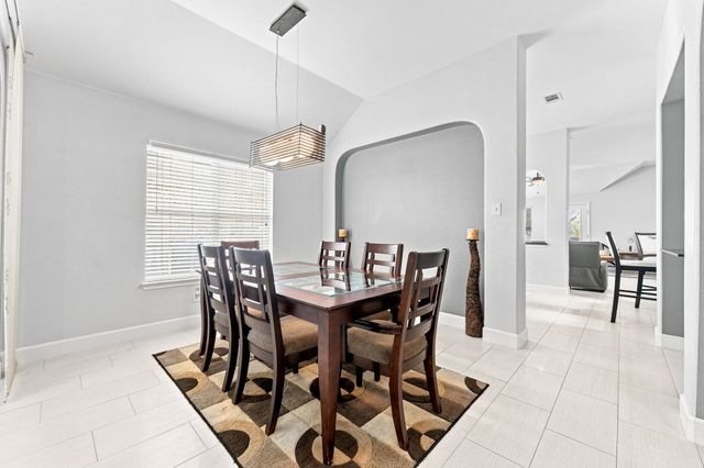 4849 Summer Oaks Lane, Fort Worth, TX 76123