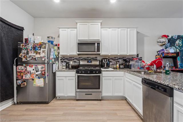 1503 Auckland CT, Newport News, VA 23608