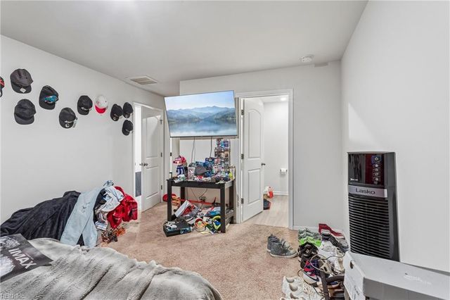 1503 Auckland CT, Newport News, VA 23608
