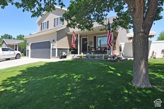 2113 E JUNIPER DR, Eagle Mountain, UT 84005