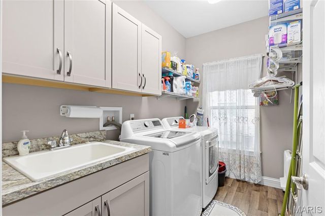 1117 Spruce Forest Drive, Lake St Louis, MO 63367