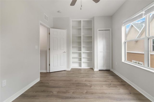 4315 TYLER CIRCLE N, St Petersburg, FL 33709