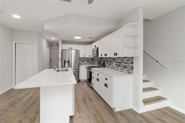 4315 TYLER CIRCLE N, St Petersburg, FL 33709