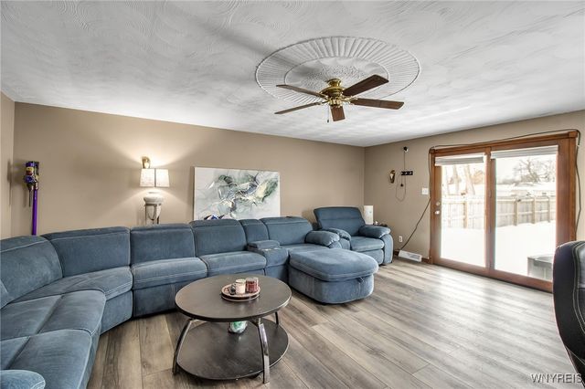 640 71st Street, Niagara Falls, NY 14304