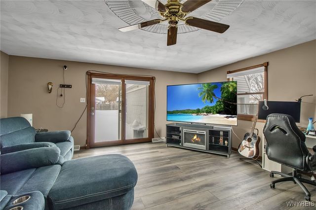 640 71st Street, Niagara Falls, NY 14304