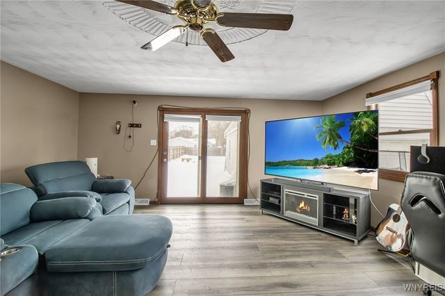 640 71st Street, Niagara Falls, NY 14304