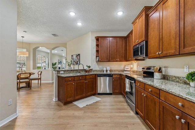 7533 DEER PATH LANE, Land O Lakes, FL 34637