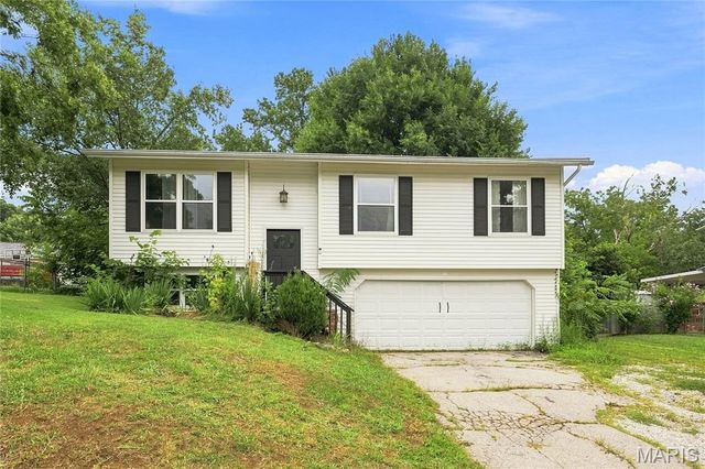 9802 Sandy Church Road, Hillsboro, MO 63050