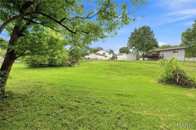 9802 Sandy Church Road, Hillsboro, MO 63050