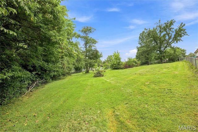 9802 Sandy Church Road, Hillsboro, MO 63050