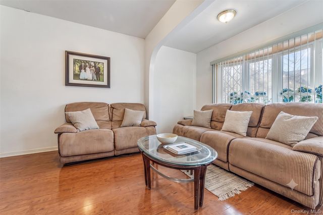 87-63 108th Street, Richmond Hill, NY 11418