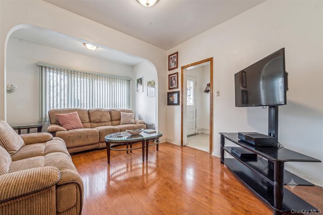87-63 108th Street, Richmond Hill, NY 11418