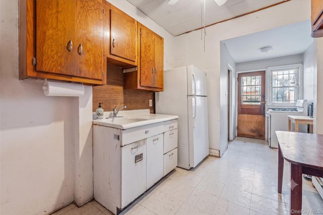 87-63 108th Street, Richmond Hill, NY 11418