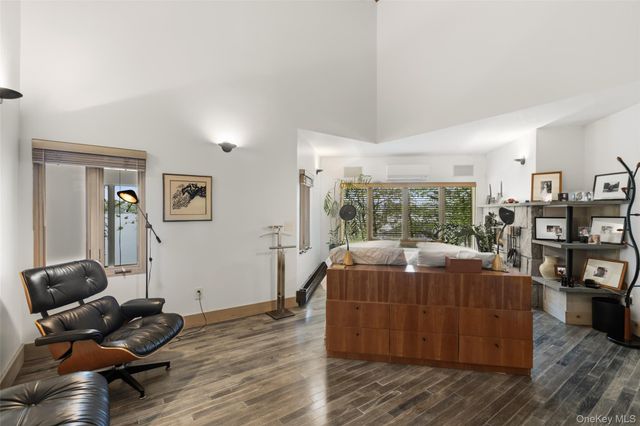 324 W Lake Boulevard, Mahopac, NY 10541