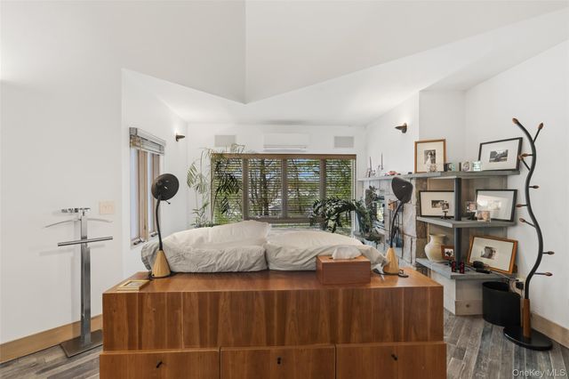 324 W Lake Boulevard, Mahopac, NY 10541