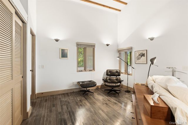324 W Lake Boulevard, Mahopac, NY 10541