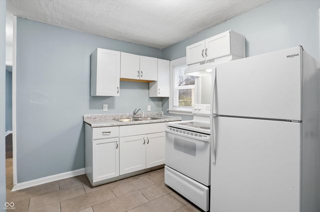 1031-1033 N Centennial Street, Indianapolis, IN 46222