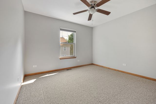 5568 Cambridge Way, Hanover Park, IL 60133
