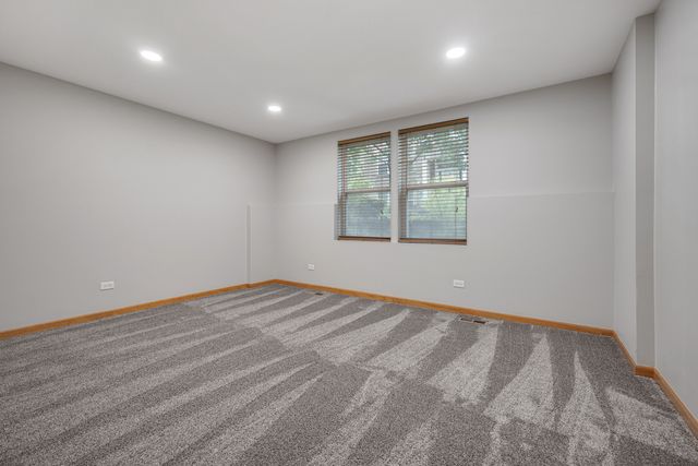 5568 Cambridge Way, Hanover Park, IL 60133