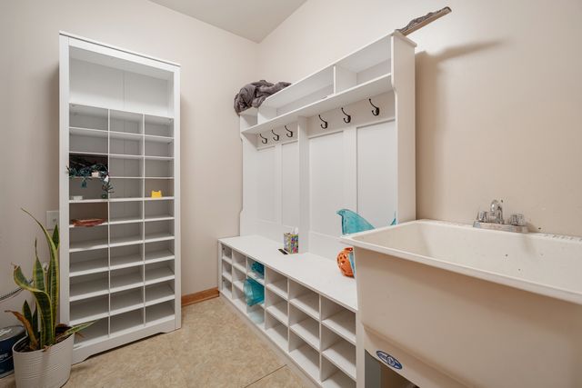 5568 Cambridge Way, Hanover Park, IL 60133