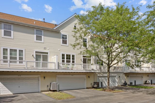 5568 Cambridge Way, Hanover Park, IL 60133
