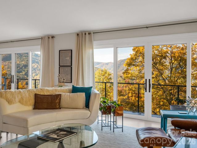 200 Piney Mountain Road, Tryon, NC 28782