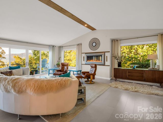 200 Piney Mountain Road, Tryon, NC 28782