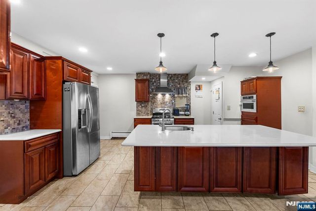 130 Renner Avenue, Newark, NJ 07112