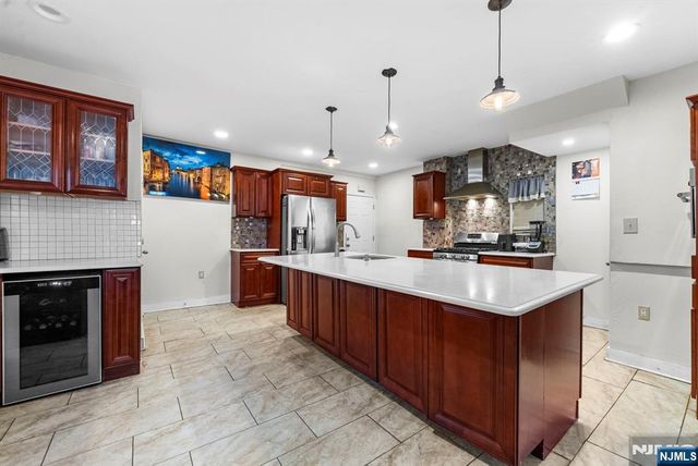 130 Renner Avenue, Newark, NJ 07112