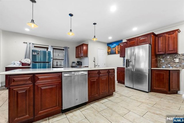 130 Renner Avenue, Newark, NJ 07112