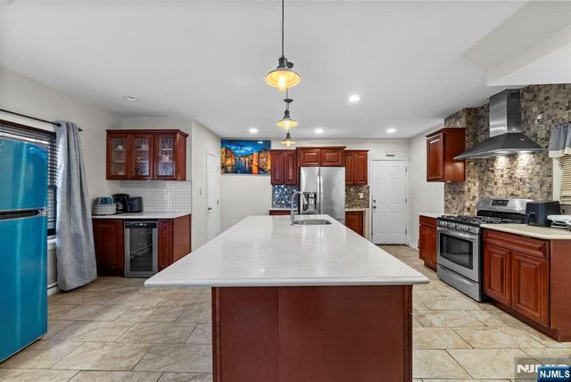 130 Renner Avenue, Newark, NJ 07112