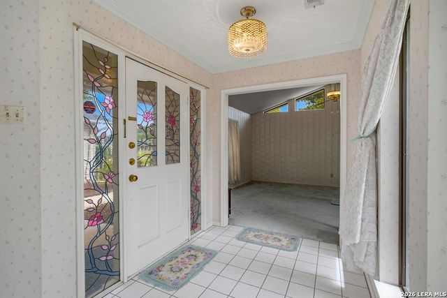 1633 WILLOW CREEK RD, Seguin, TX 78155