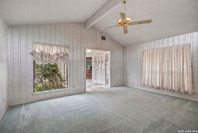 1633 WILLOW CREEK RD, Seguin, TX 78155