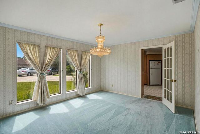 1633 WILLOW CREEK RD, Seguin, TX 78155