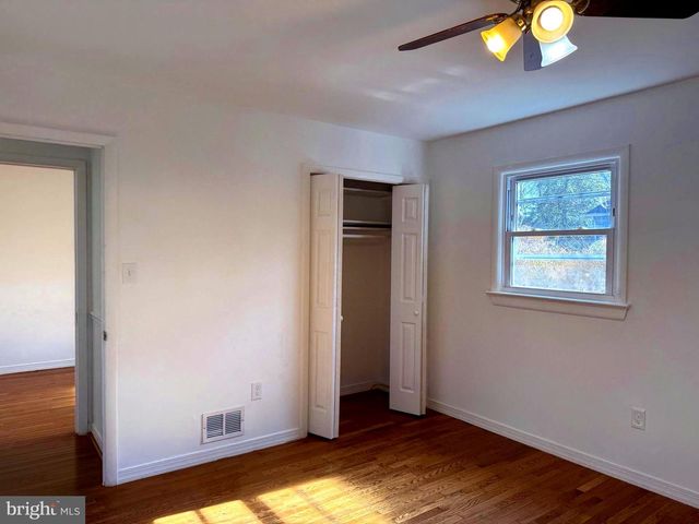 9404 48TH PL, College Park, MD 20740